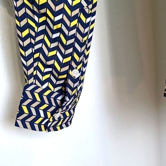 Tommy Hilfiger Navy Blue & Yellow Chevron Blouse, Size Large - Picture 4 of 9